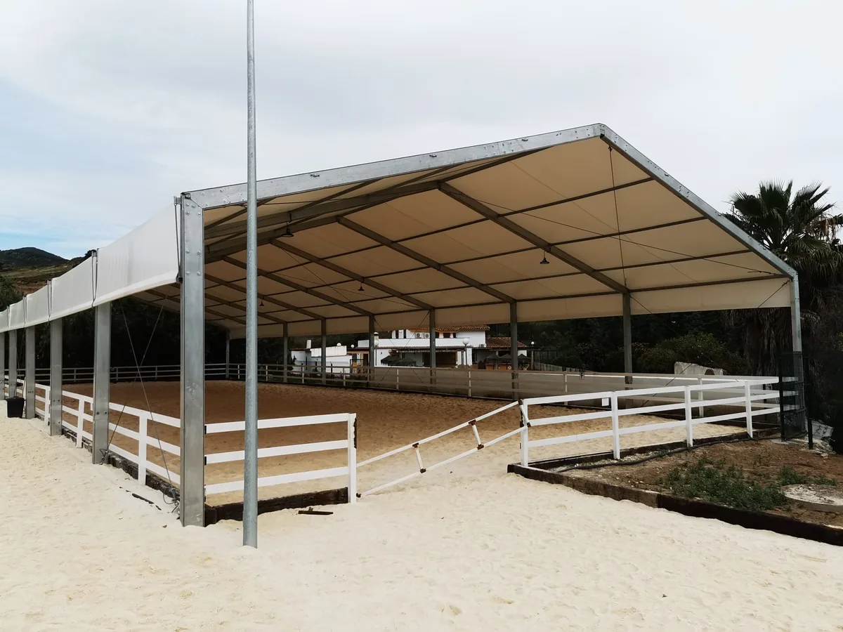 Carpa para picadero de hípica TentUp
